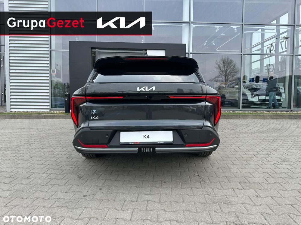 Kia K4 - 4