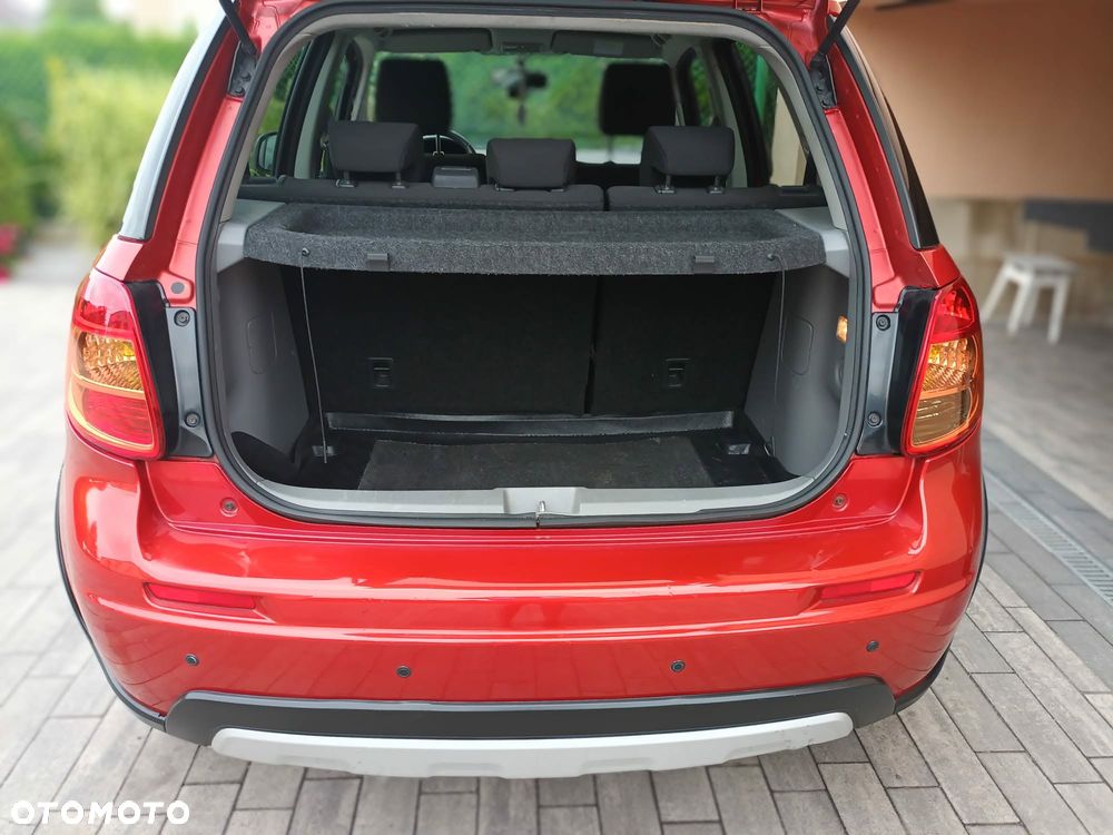 Suzuki SX4 1.6 Premium - 9