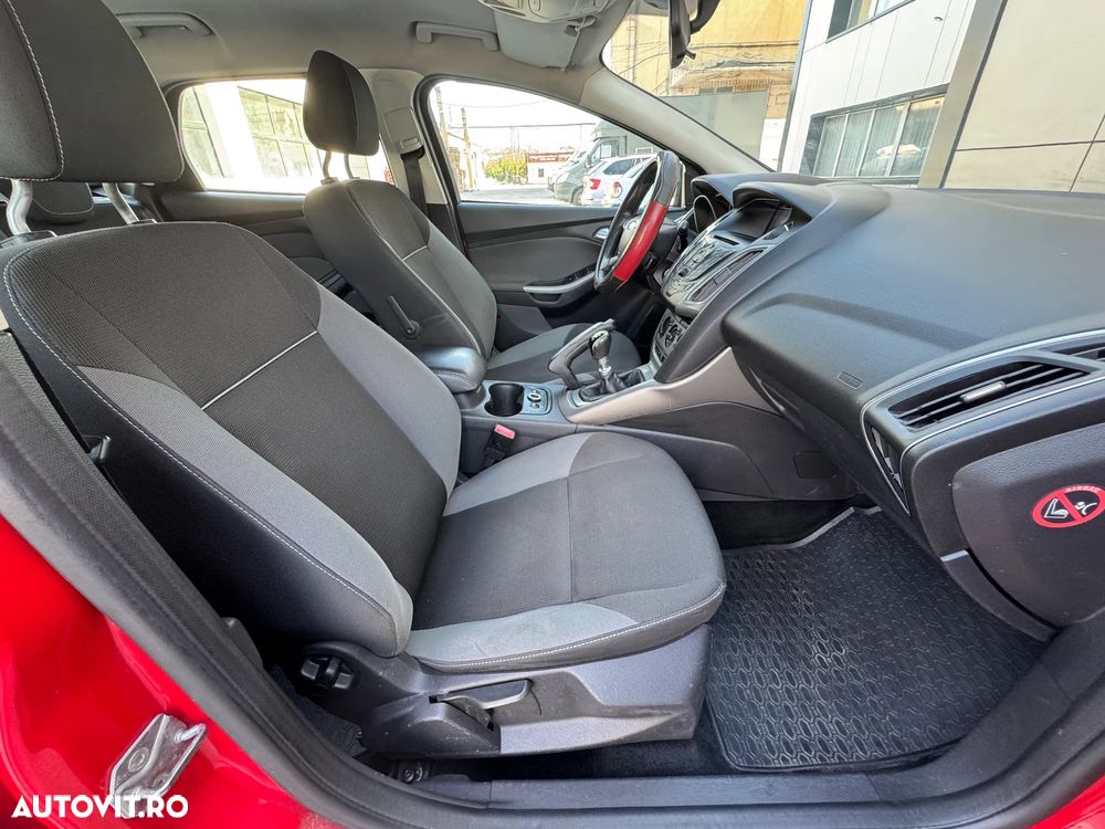 Ford Focus 1.6 TDCI DPF Trend - 8