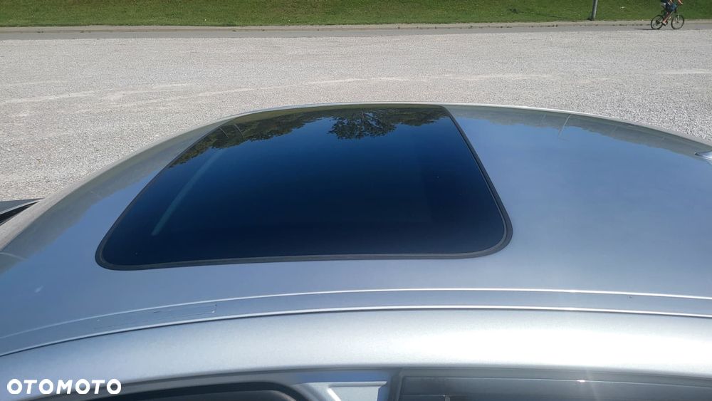BMW Seria 5 535i - 23