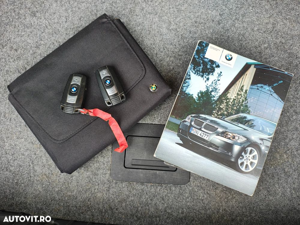 BMW Seria 3 325d - 18