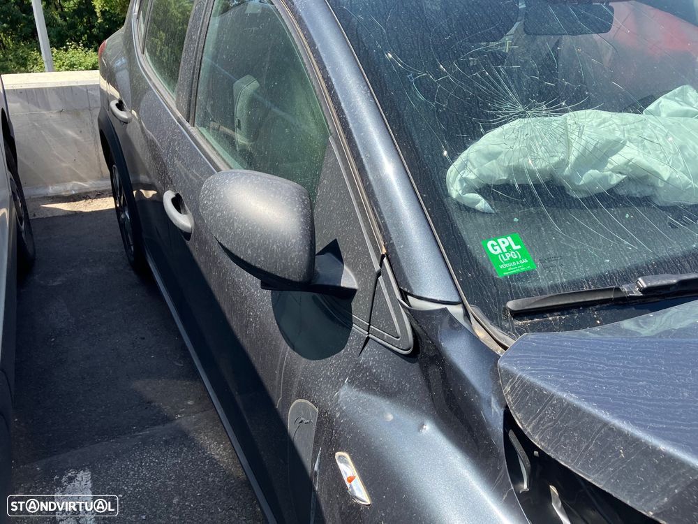 Dacia Sandero 1.0 ECO-G Stepway Bi-Fuel - 8