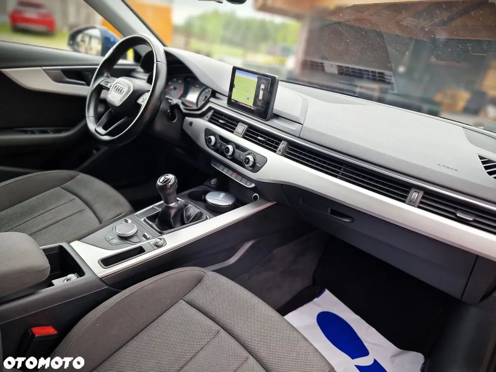 Audi A4 Avant 2.0 TDI - 30