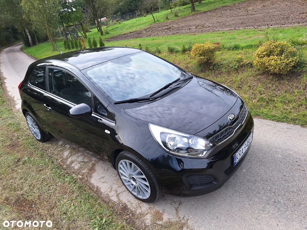 Kia Rio - 13
