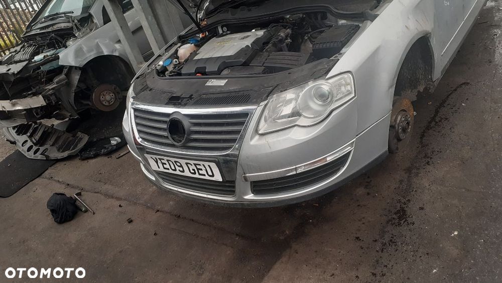 Zderzak pas przod Passat b7 - 3