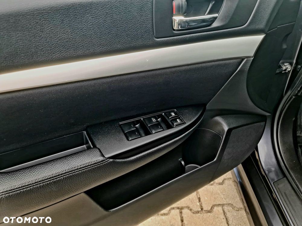 Subaru Legacy 2.0i Active - 26