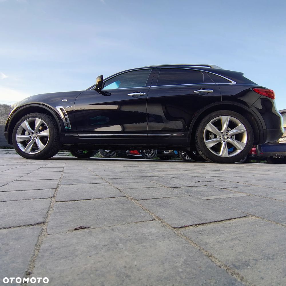 Infiniti FX FX30d AWD S Premium - 2