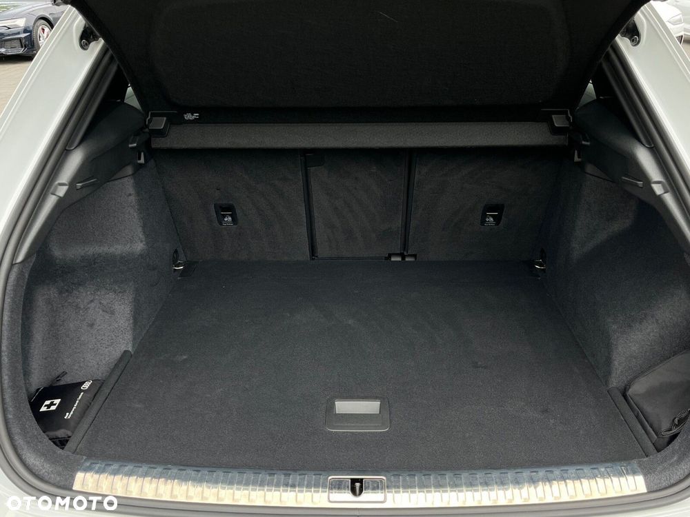Audi Q3 35 TFSI mHEV Advanced S tronic - 39