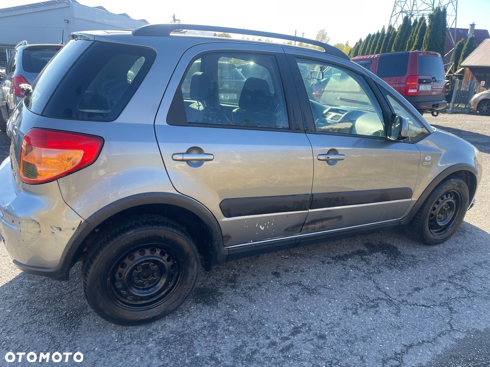 Suzuki SX4 1.9 DDiS DPF 4x4 Club - 4
