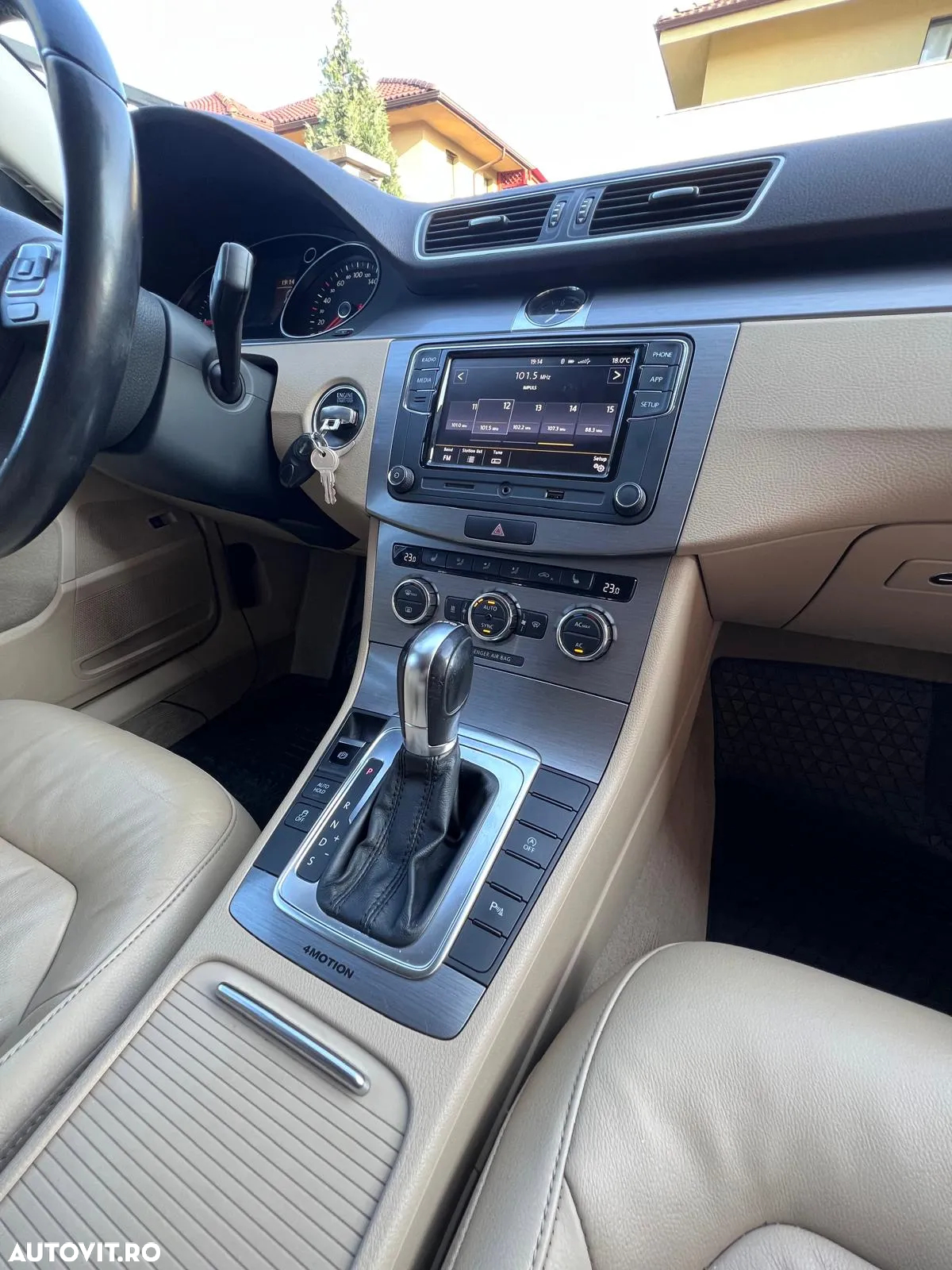 Volkswagen Passat Variant 2.0 TDI 4Motion BlueMotion Technology Comfortline DSG - 13
