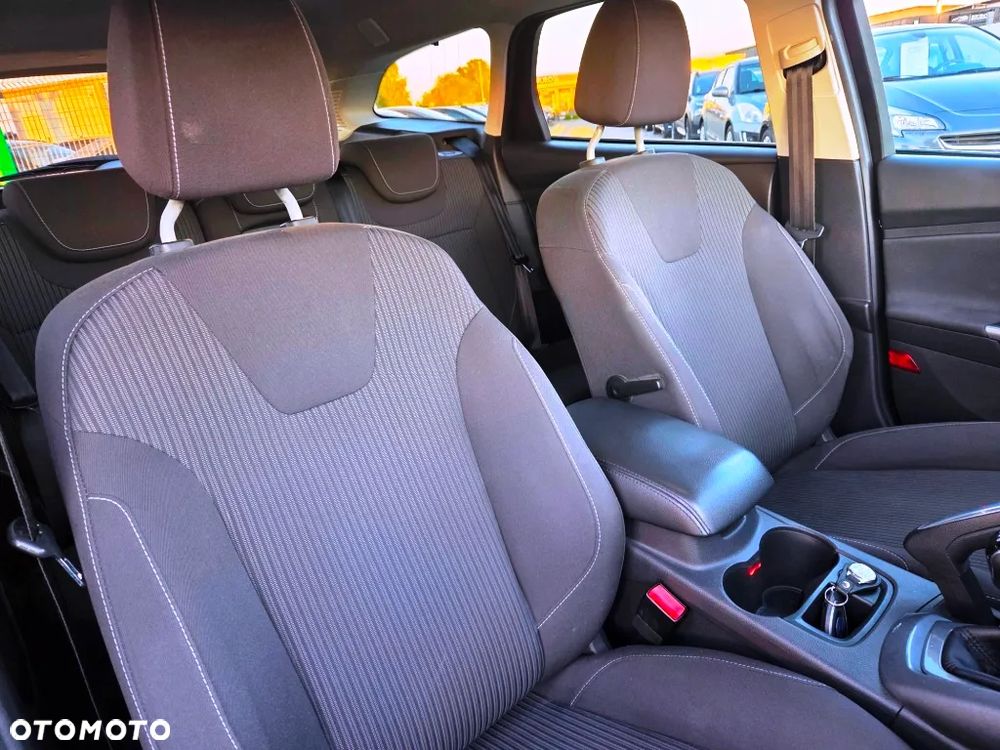 Ford Focus 1.6 EcoBoost Titanium - 30