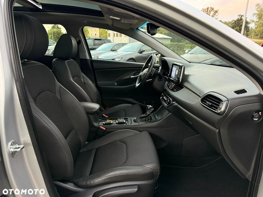 Hyundai i30 1.4 T-GDI Premium DCT - 6
