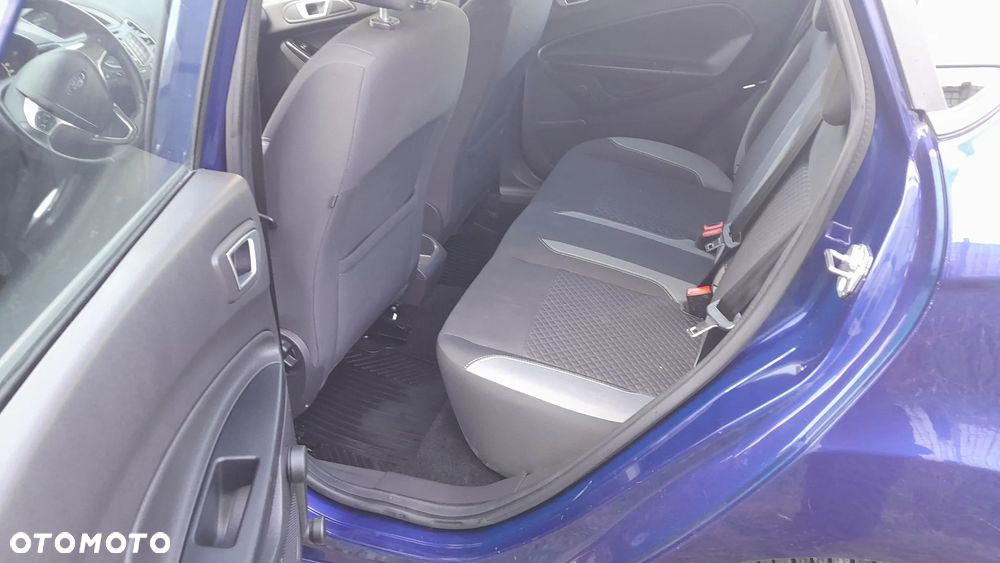 Ford Fiesta - 16