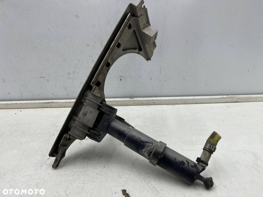 Dysza spryskiwaczy Mercedes w210 95-99r. przedlift prawa zaślepka reflektora lampy prawej 2108200412 - 7