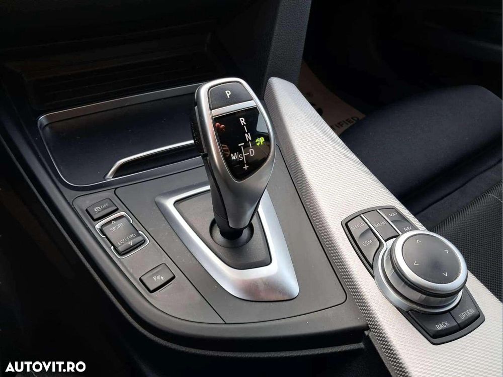 BMW Seria 3 330i GT xDrive AT M Sport - 17