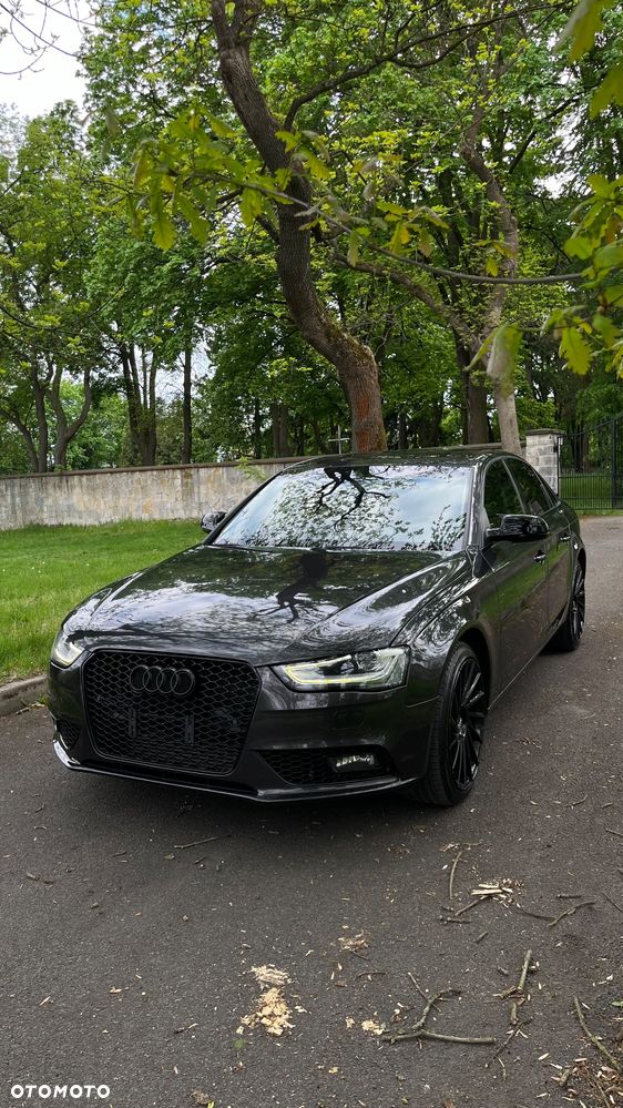 Audi A4 Limousine 2.0 TDI DPF multitronic Ambiente - 5