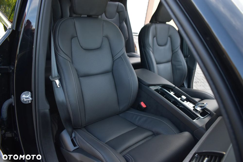 Volvo XC 90 T6 AWD Geartronic Inscription - 28