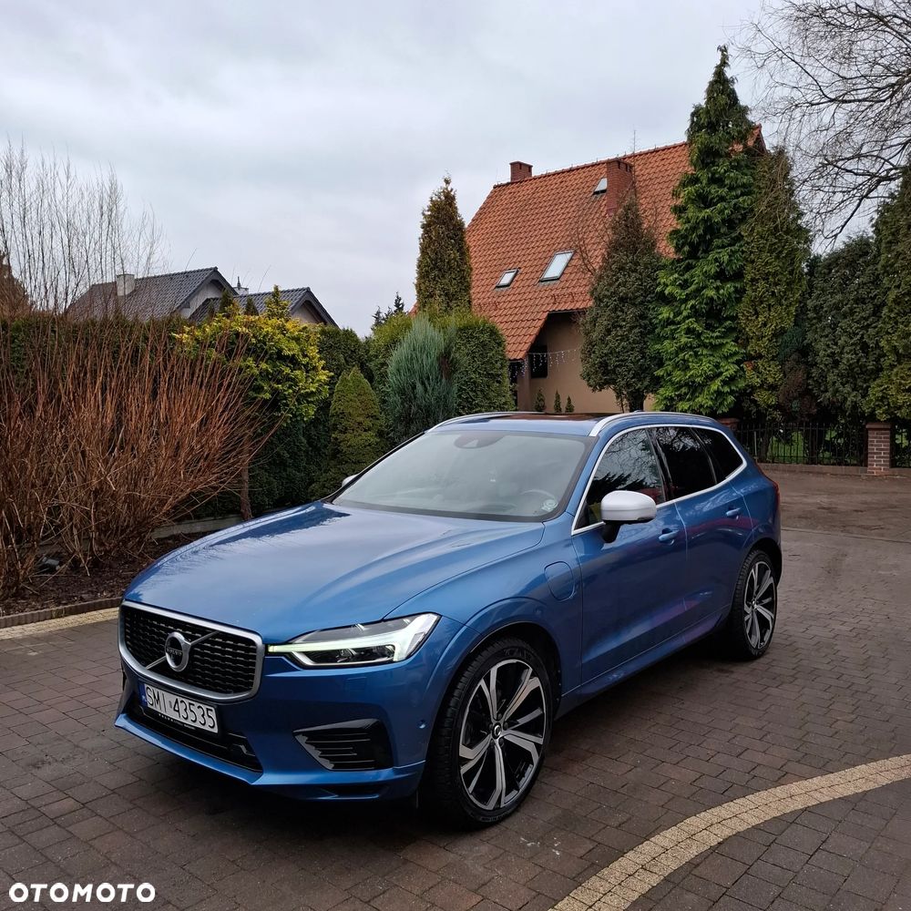 Volvo XC 60 T8 AWD Plug-In Hybrid R-Design - 2