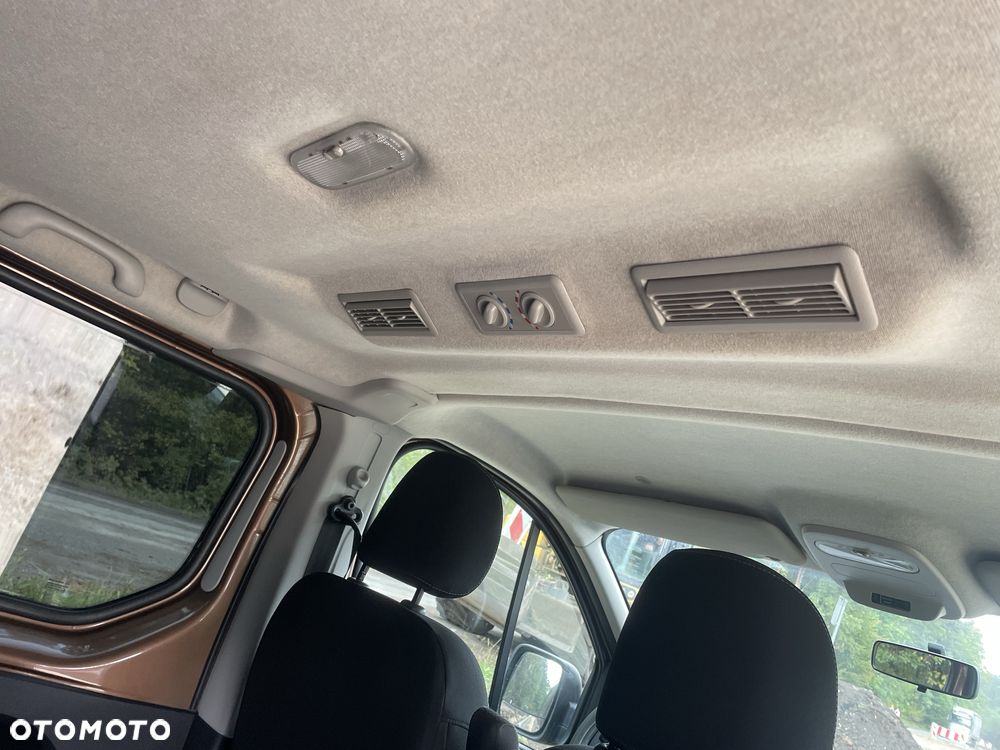 Opel Vivaro - 6
