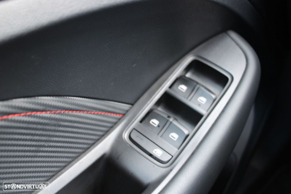 MG ZS EV 72.6 kWh Luxury - 28