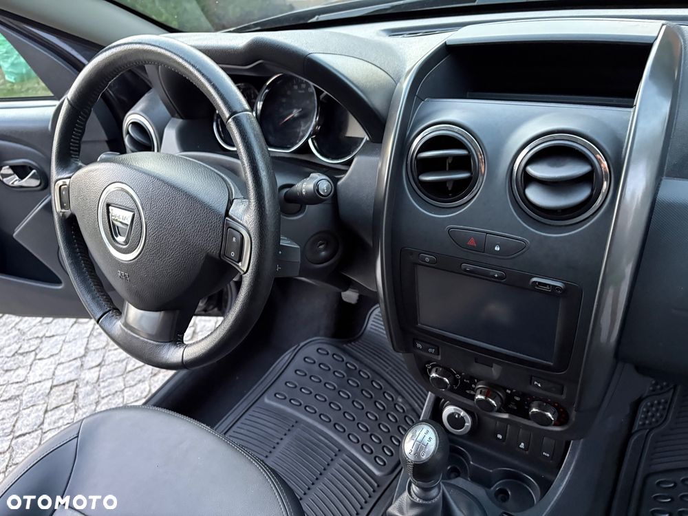 Dacia Duster 1.6 SCe Urban Explorer S&S - 31