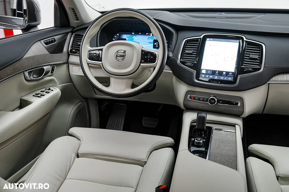 Volvo XC 90 B5 D AWD Plus Bright - 17