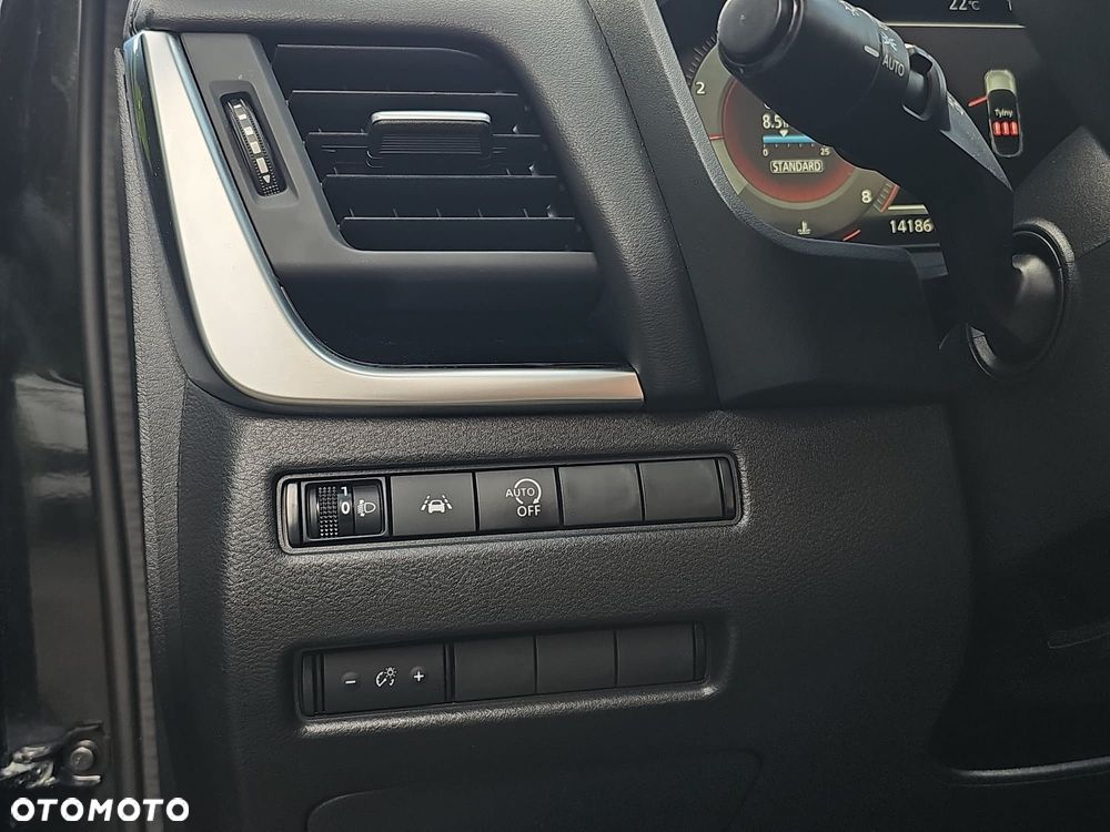 Nissan Qashqai 1.3 DIG-T mHEV N-Connecta - 16
