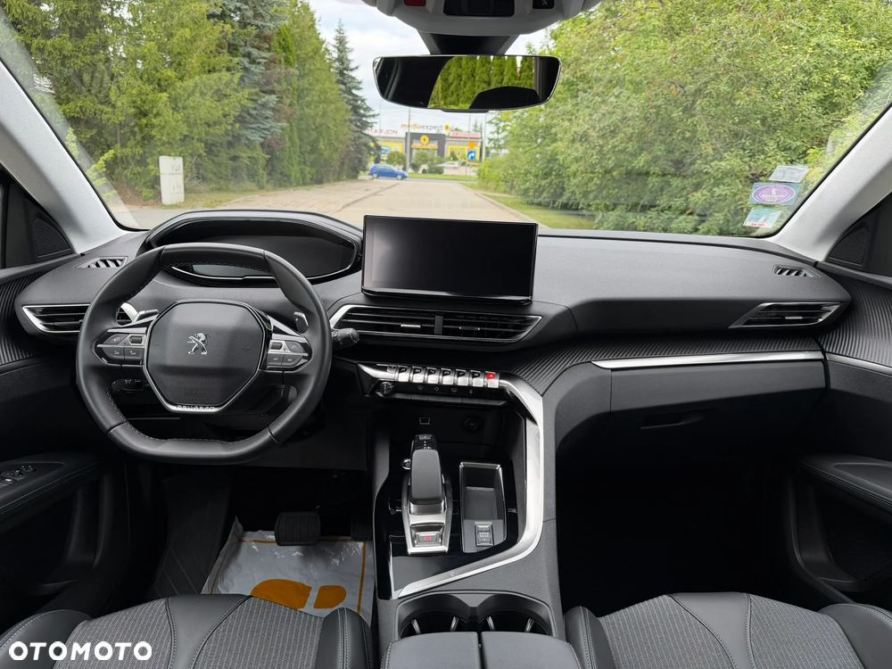 Peugeot 3008 225 e-EAT8 Allure - 24
