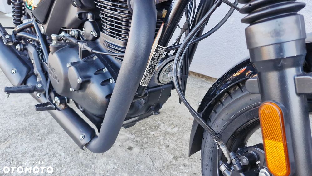 Royal Enfield HNTR - 10