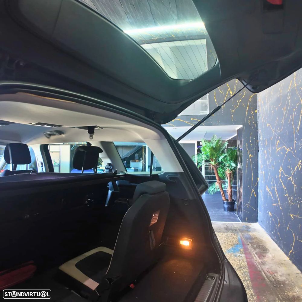 Citroën C4 Grand Picasso - 10