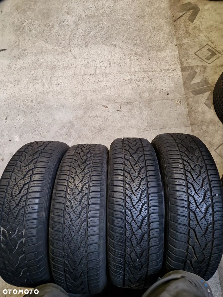 BARUM QUATRIS 5  185/65R15  185/65/15 Opony całoroczne - 1