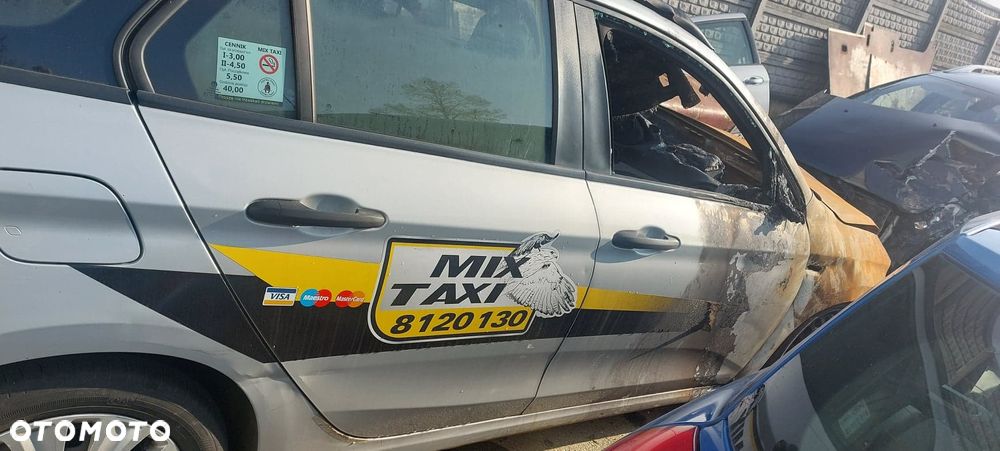 Fiat Tipo kombi drzwi prawy tył kompletne - 1