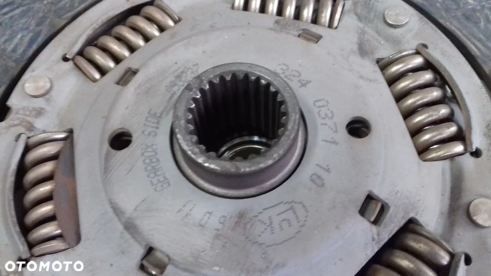 sprzęgło koło dwumasowe A6 C6 2.7 TDI - 9