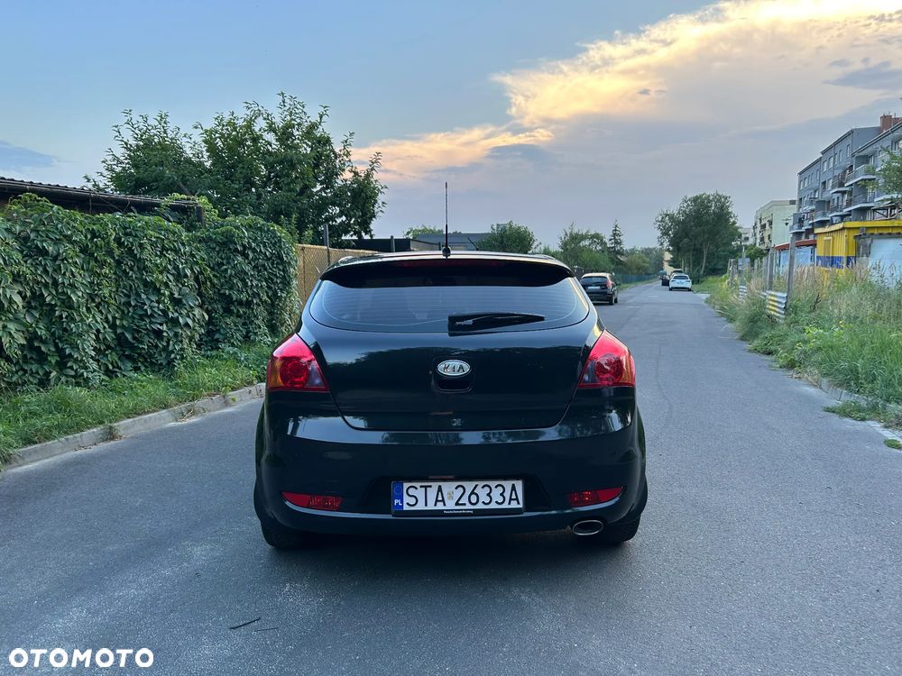 Kia Ceed - 5