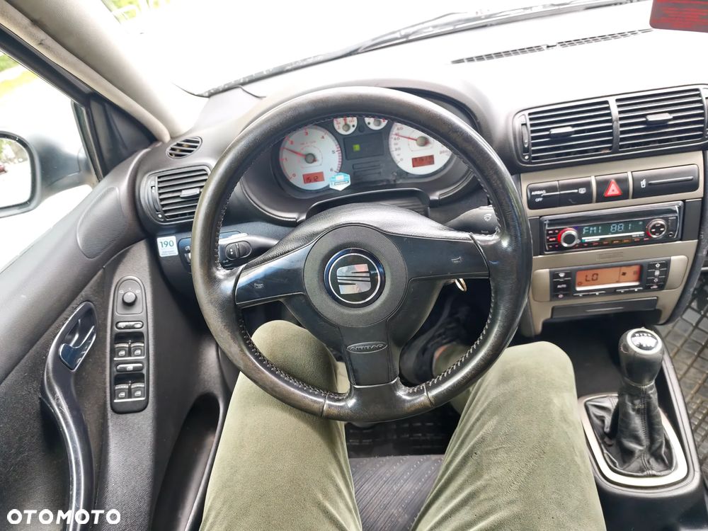 Seat Leon 1.9 TDI 150 Sport - 9