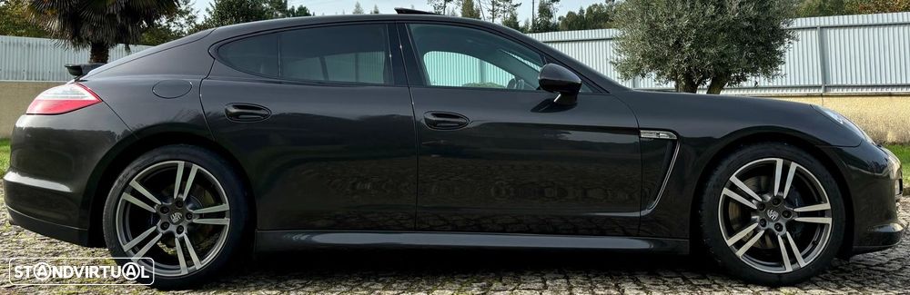 Porsche Panamera Platinum Edition - 5