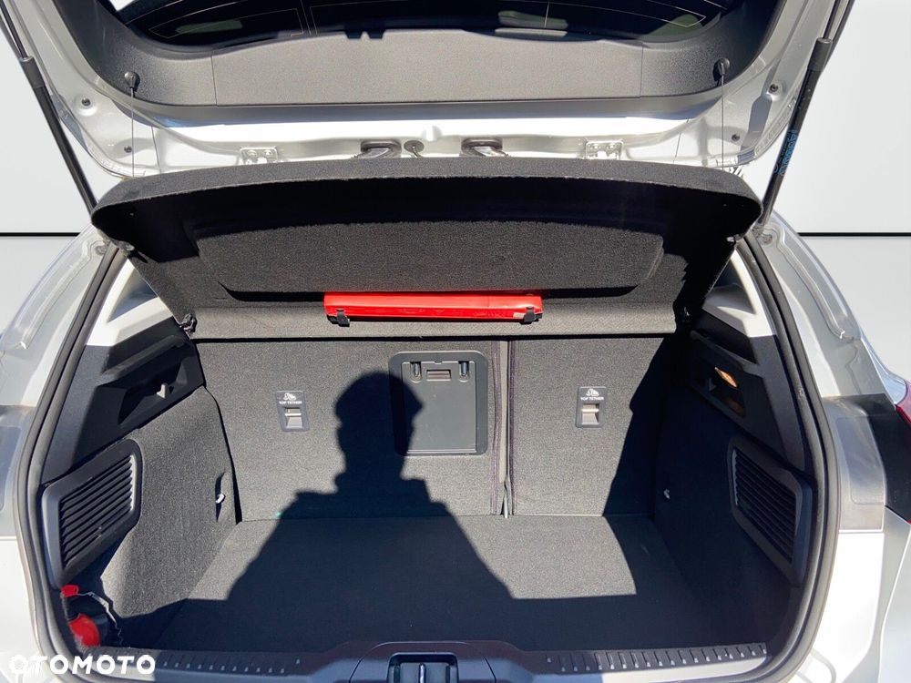 Ford Focus 1.0 EcoBoost Titanium X - 9