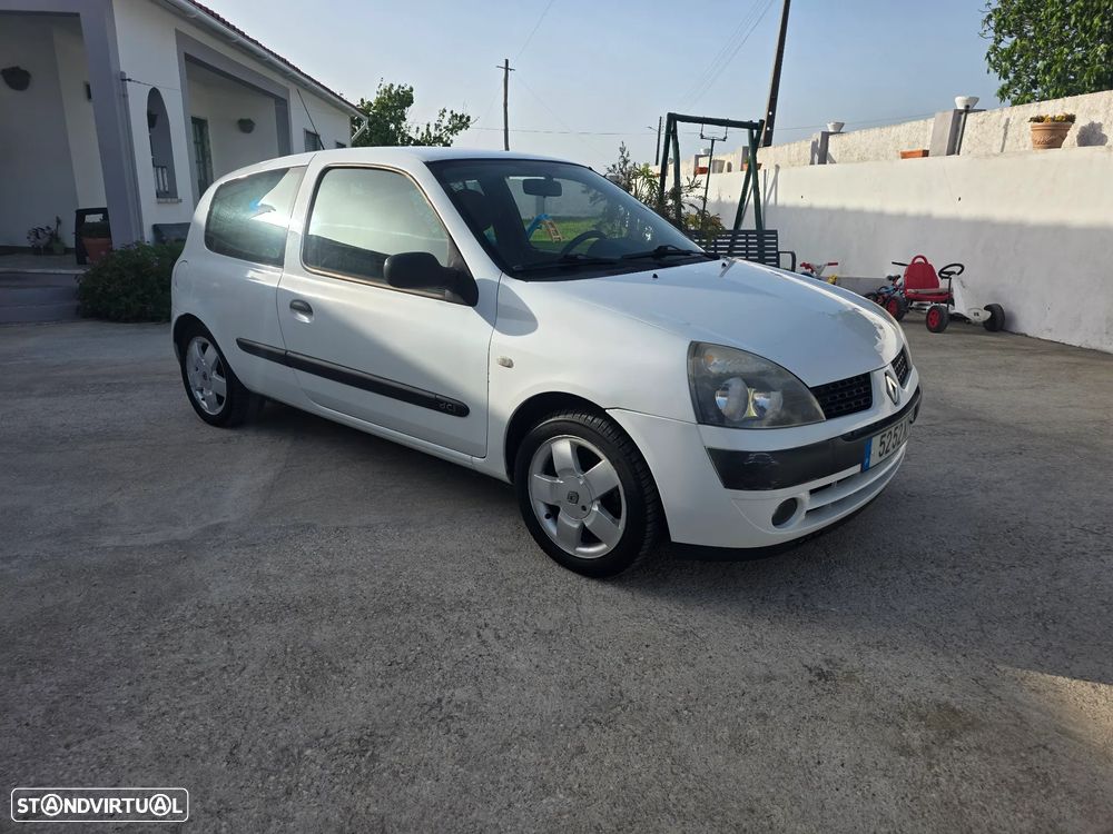 Renault Clio 1.5 dCi Confort - 1