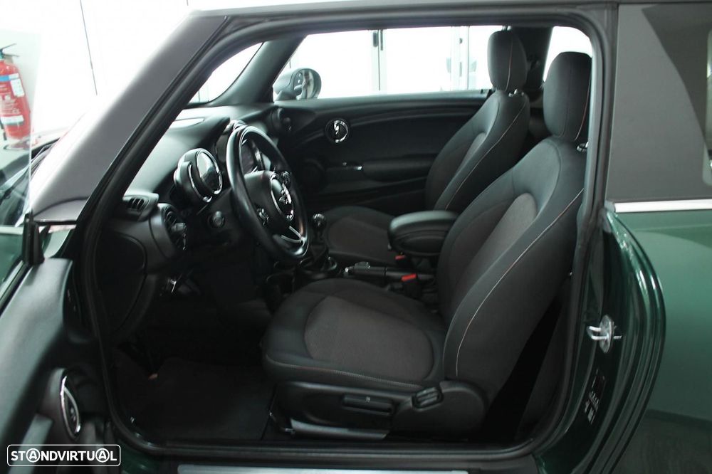 MINI 3 Portas One First - 12