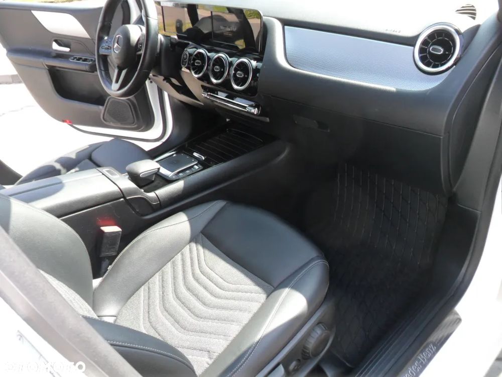 Mercedes-Benz Klasa B 200 d Style 8G-DCT - 20