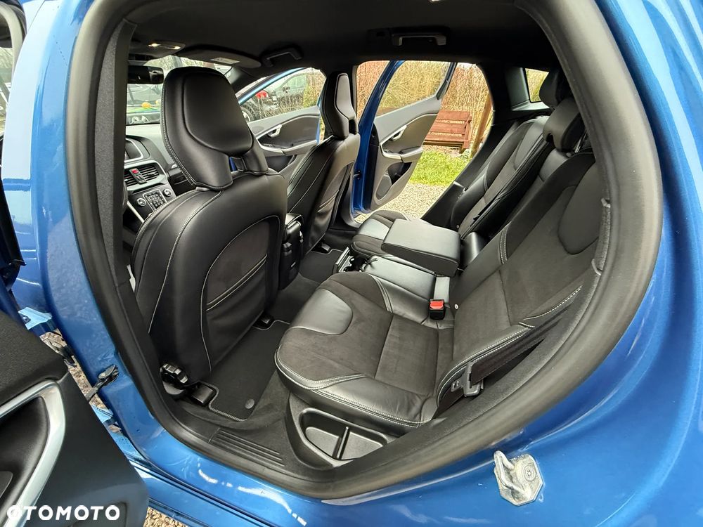 Volvo V40 D2 RDesign - 25
