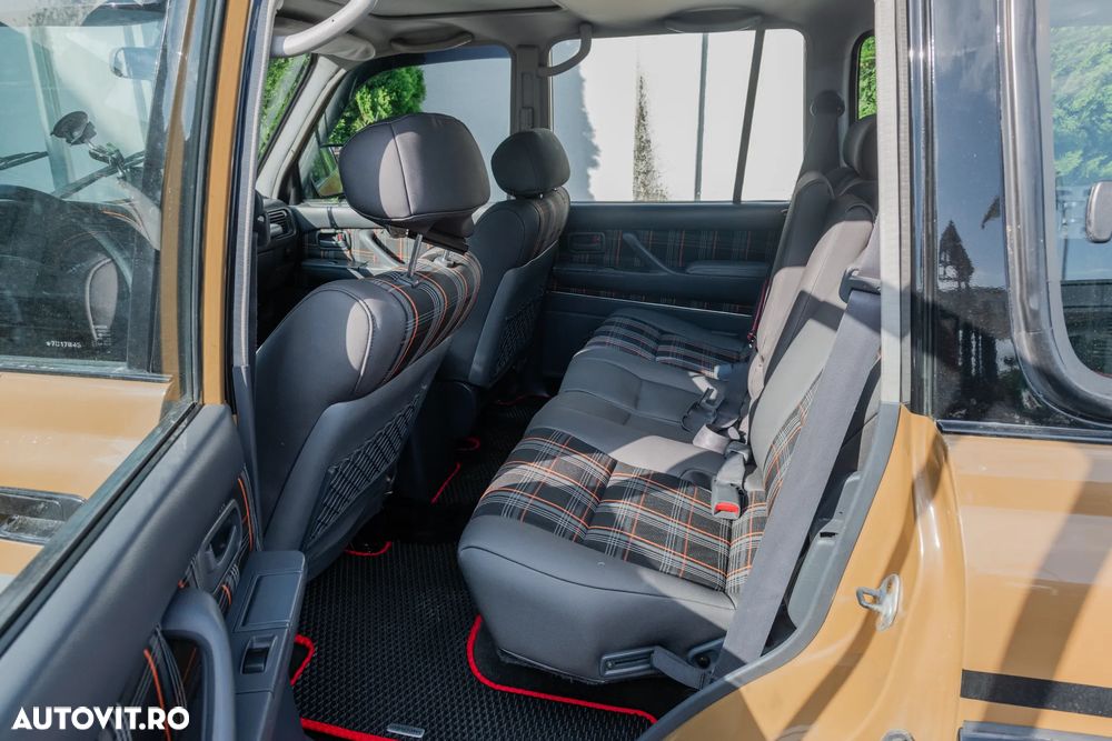 Toyota Land Cruiser - 6