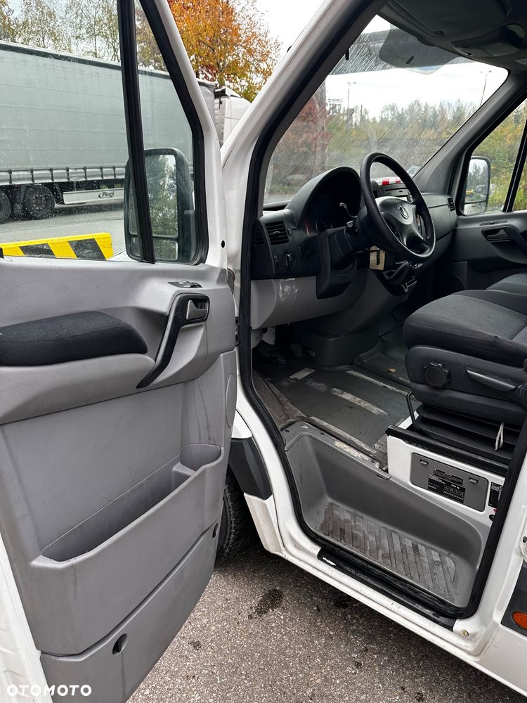 Volkswagen Crafter - 11