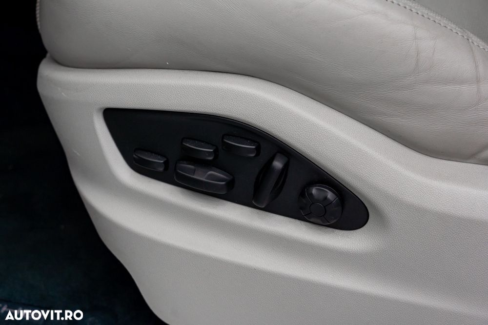 Porsche Cayenne Coupe Tiptronic S Platinum Edition - 13