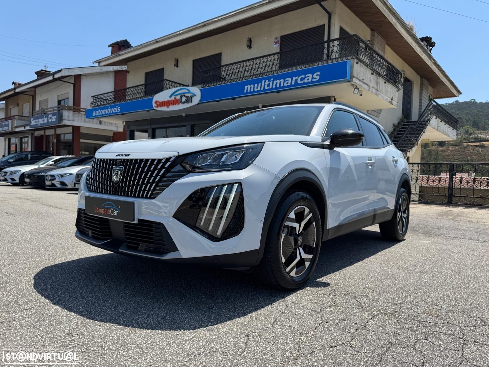 Peugeot 2008 1.2 PureTech Allure Pack - 1
