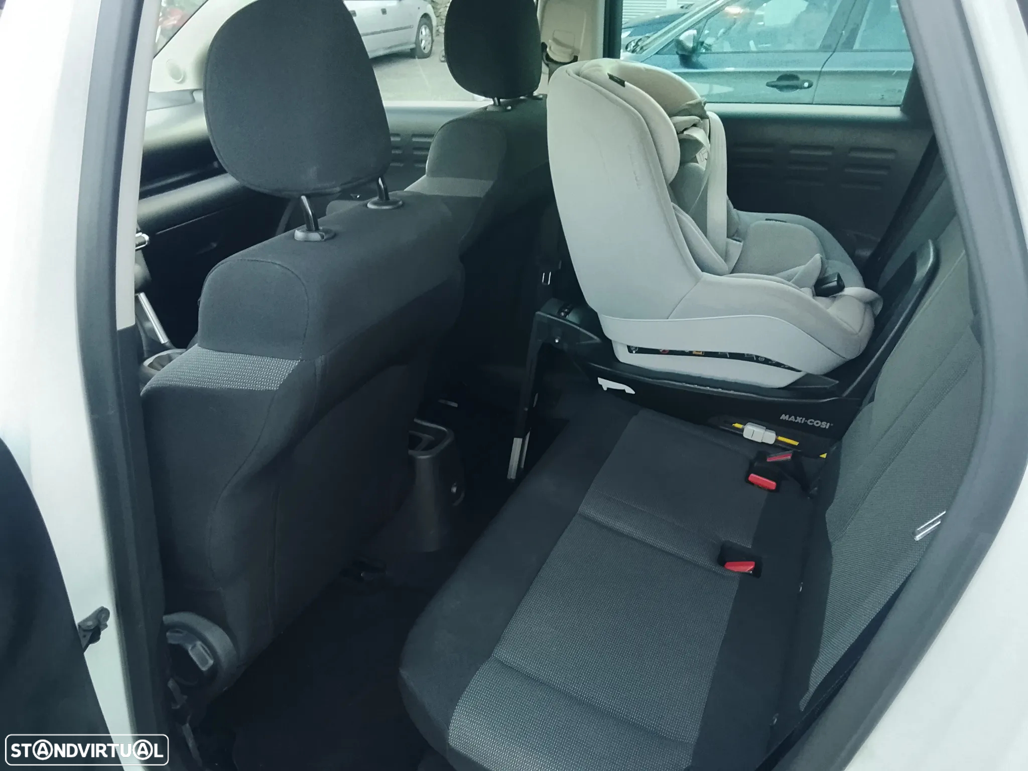 Citroën C3 Aircross 1.2 PureTech Shine - 15