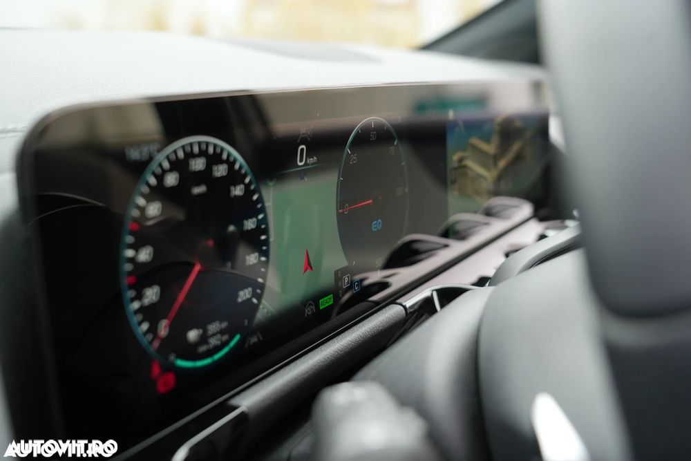 Mercedes-Benz EQA - 15