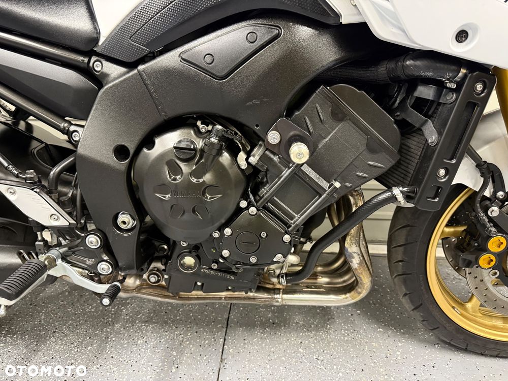 Yamaha FZ8 - 8