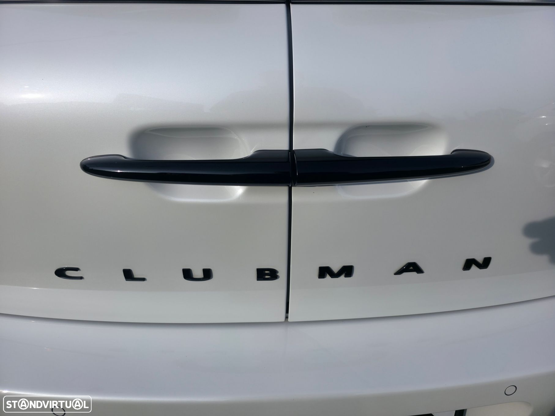 MINI Clubman Cooper D Premium Essential Auto - 14