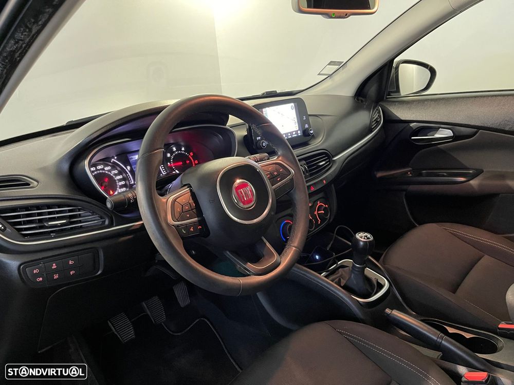 Fiat Tipo Station Wagon 1.3 M-Jet Lounge - 12